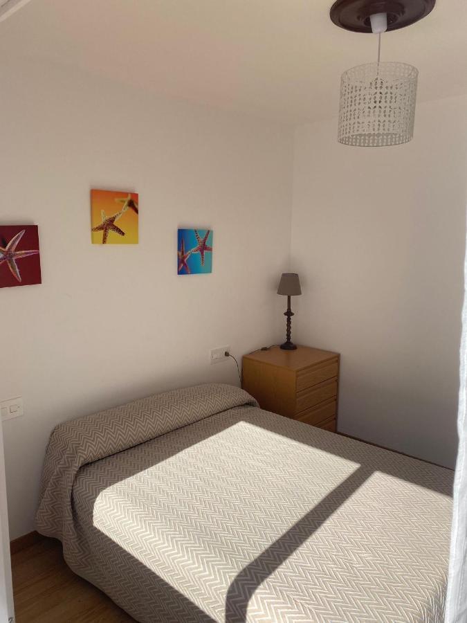 Apartamento Centrico Con Vistas Y Cerca De Playa Puentedeume Bagian luar foto