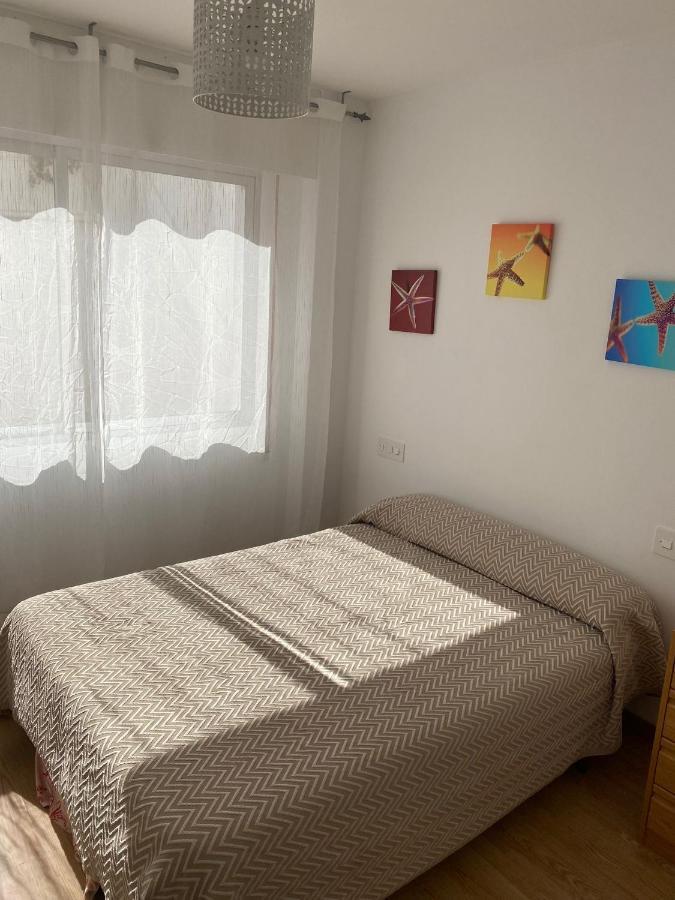 Apartamento Centrico Con Vistas Y Cerca De Playa Puentedeume Bagian luar foto